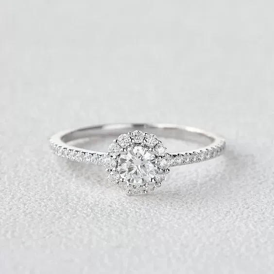 nhẫn cầu hôn halo