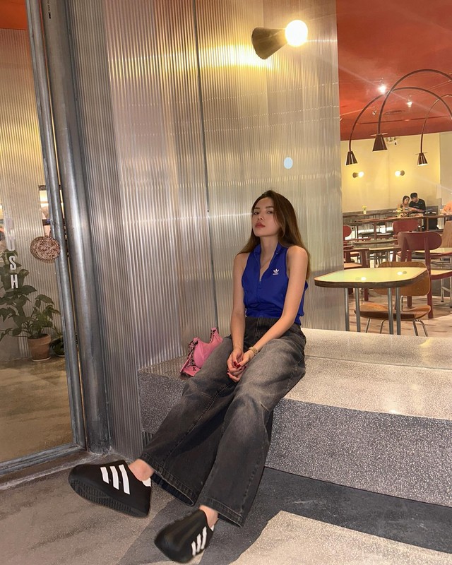 Vbiz mấy ai mặc quần jeans vừa nhiều vừa đẹp, lại hack tuổi đỉnh cao như Kỳ Duyên!- Ảnh 2. Vbiz mấy ai mặc quần jeans vừa nhiều vừa đẹp, lại hack tuổi đỉnh cao như Kỳ Duyên!- Ảnh 2.