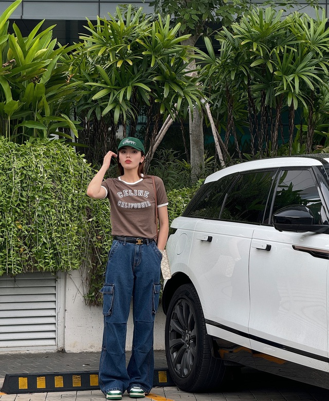 Vbiz mấy ai mặc quần jeans vừa nhiều vừa đẹp, lại hack tuổi đỉnh cao như Kỳ Duyên!- Ảnh 3. Vbiz mấy ai mặc quần jeans vừa nhiều vừa đẹp, lại hack tuổi đỉnh cao như Kỳ Duyên!- Ảnh 3.