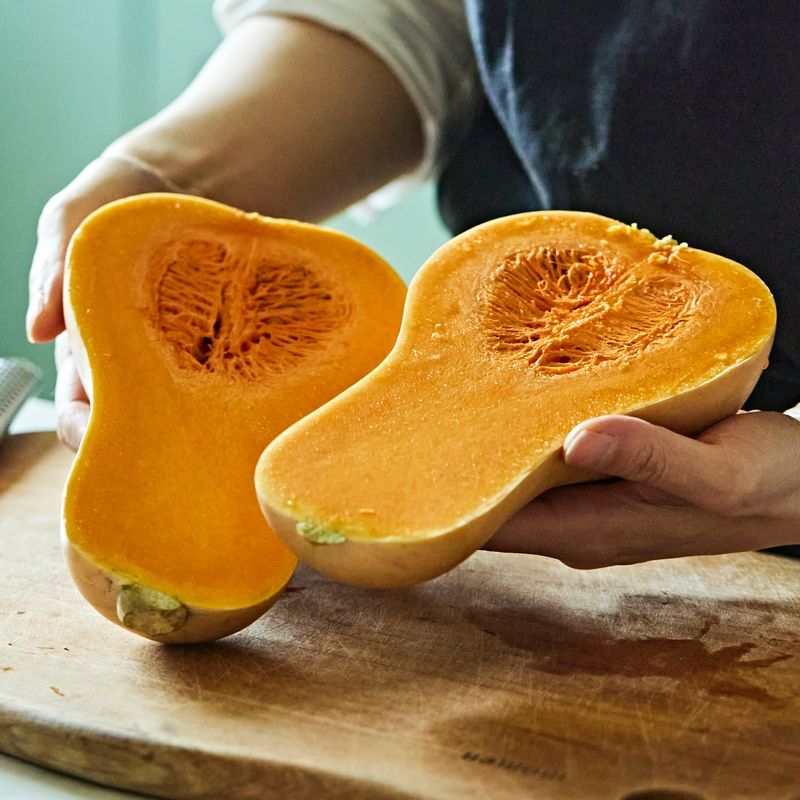 Thức uống vàng óng làm cực dễ lại giúp chống oxy hóa, thải độc cơ thể và ngừa ung thư - Ảnh 2. Thức uống vàng óng làm cực dễ lại giúp chống oxy hóa, thải độc cơ thể và ngừa ung thư - Ảnh 2.