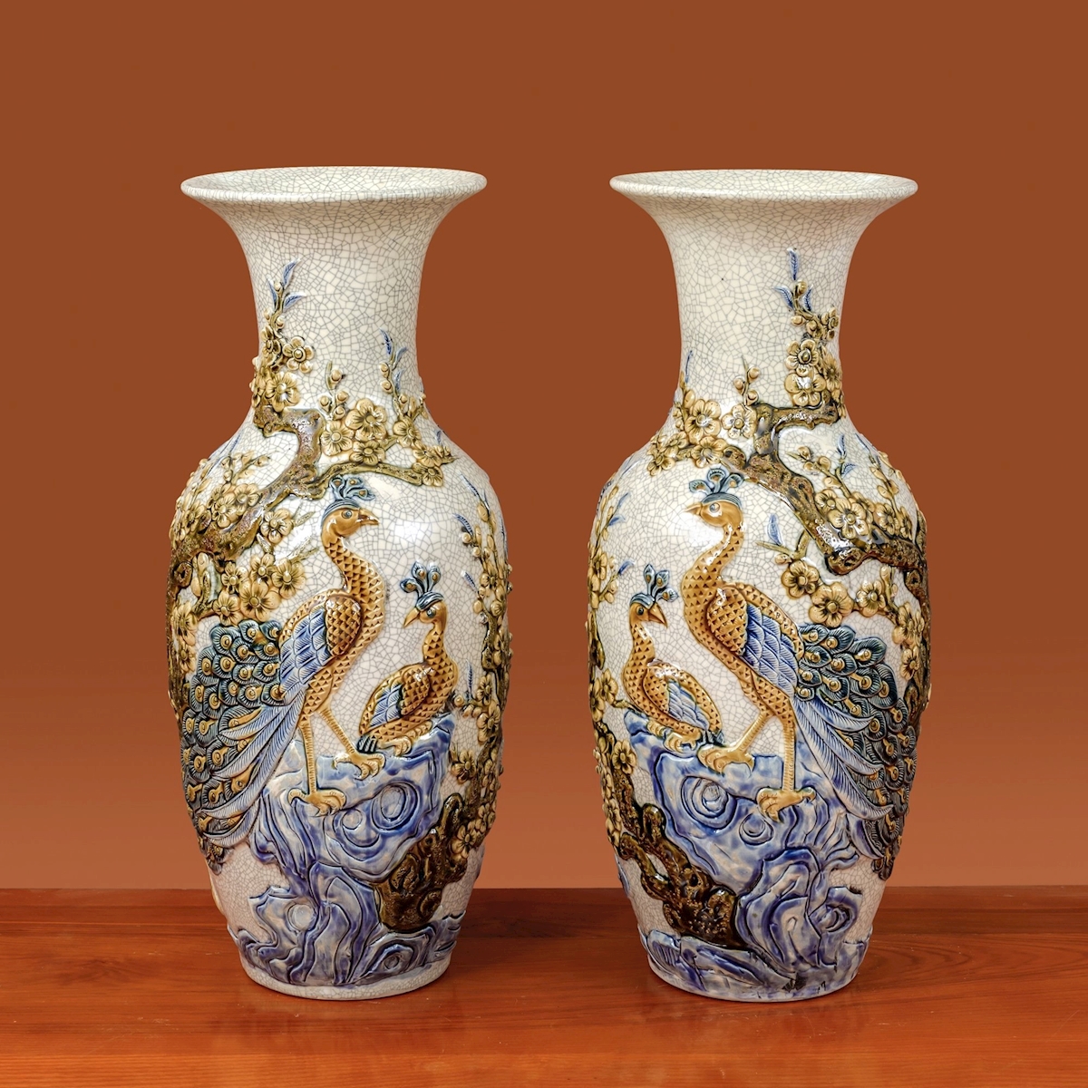 Chiêm ngưỡng những mẫu lục bình gốm sứ Bát Tràng đẹp nhất hiện nay