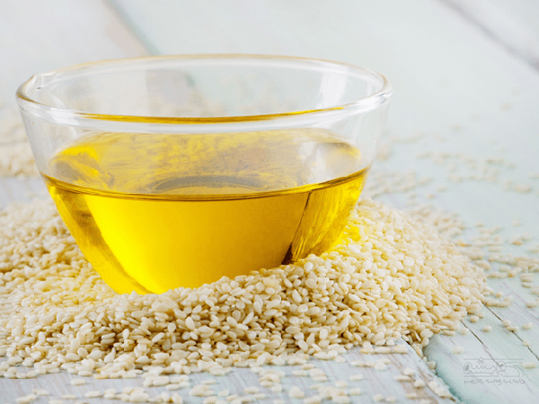 Dầu mè là gì? Dầu vừng là gì? Cách phân biệt 2 loại dầu