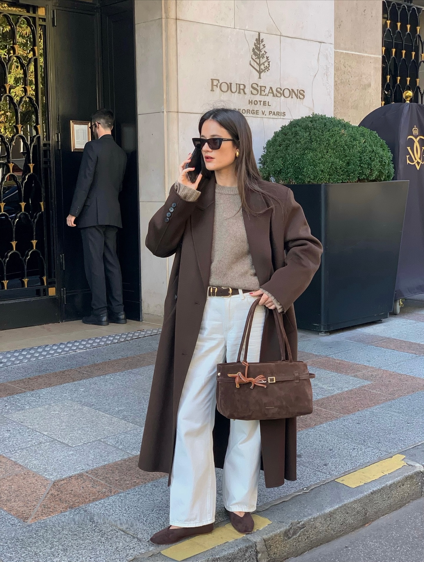 5 Cách mặc áo len đẹp long lanh của phụ nữ Pháp cho mùa lạnh